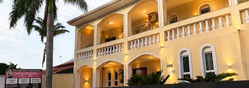 Fachada da Emporium da Beleza